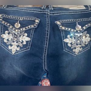 Jorts beautiful w rhinestones in three back